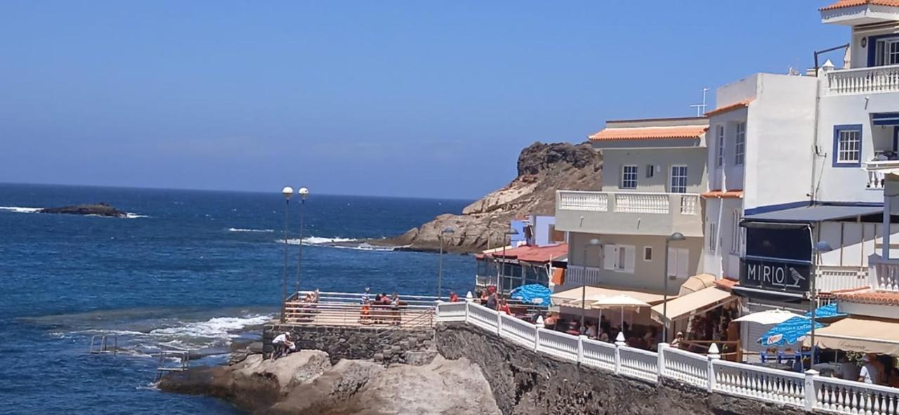Spacious Apartment Just Few Steps Of The Ocean In La Caleta Адехе Экстерьер фото